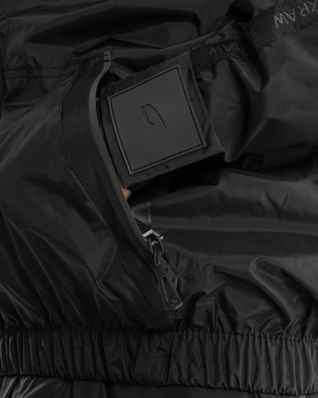 Hagler Sauna Suit 2.0 - Black - Image 10